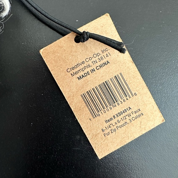 NWT Creative Co-Op Fur Zip Pouch/ Clutch - Picture 5 of 8